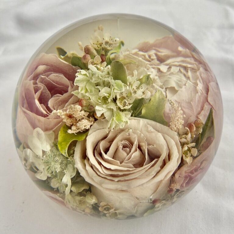 5" Multi Flower Paperweight 5" Multi Flower Paperweight