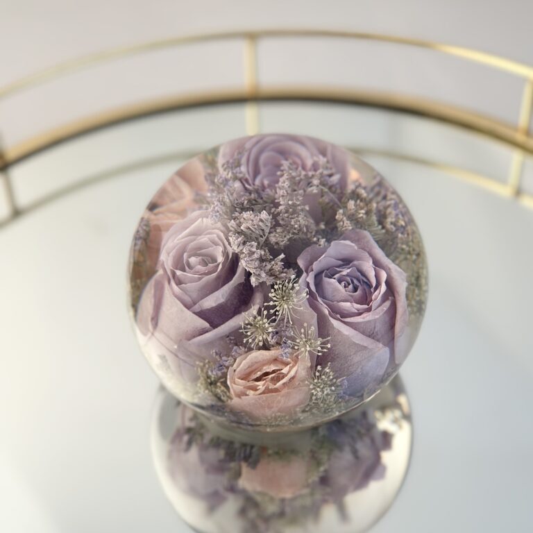 4.5" Multi Flower Paperweight 4.5" Multi Flower Paperweight
