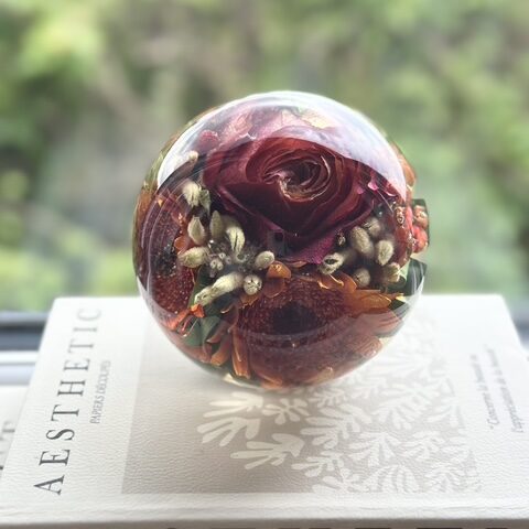 3.5" Multi Flower Paperweight