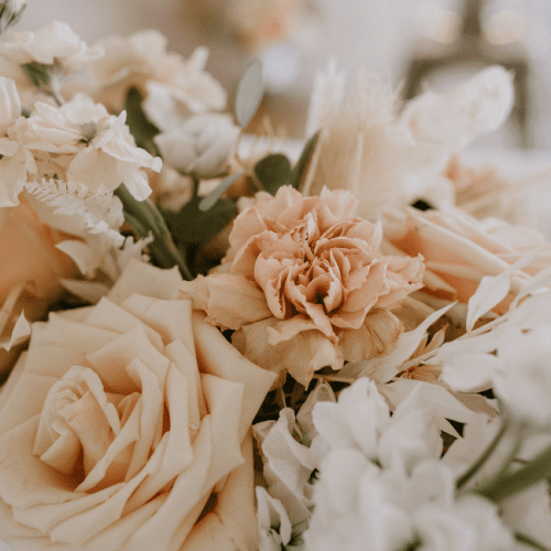 keep wedding flowers fresh for longer